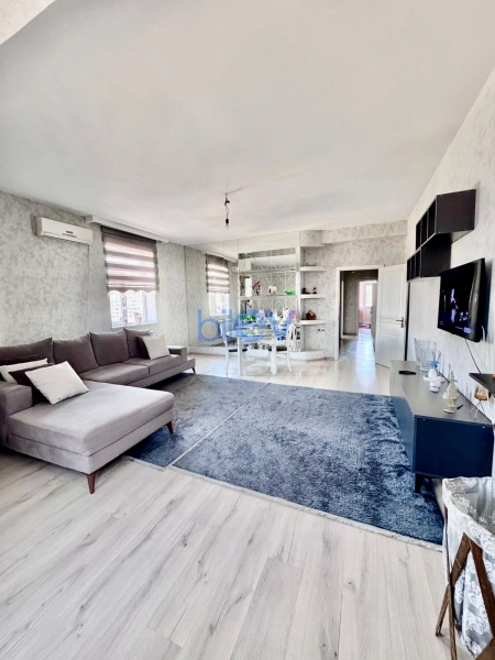 Aylıq Kirayə 3 otaqlı Yeni Tikili bina evi  120m², Bakı