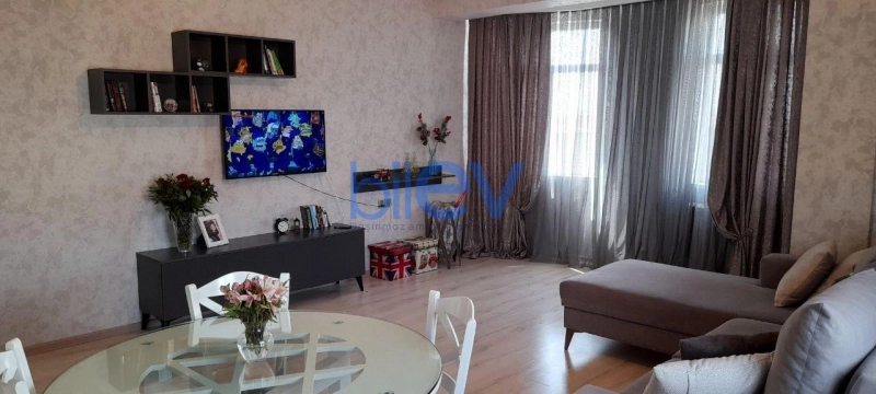 Aylıq Kirayə 3 otaqlı Yeni Tikili bina evi  120m², Bakı