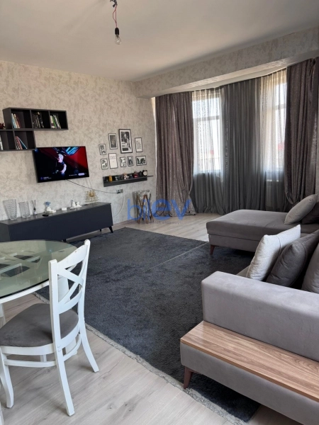 Aylıq Kirayə 3 otaqlı Yeni Tikili bina evi  120m², Bakı