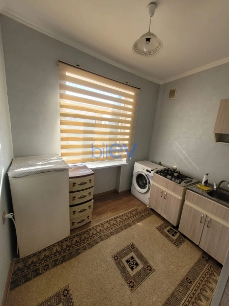 Aylıq Kirayə 1 otaqlı Köhnə Tikili bina evi  40m², Bakı