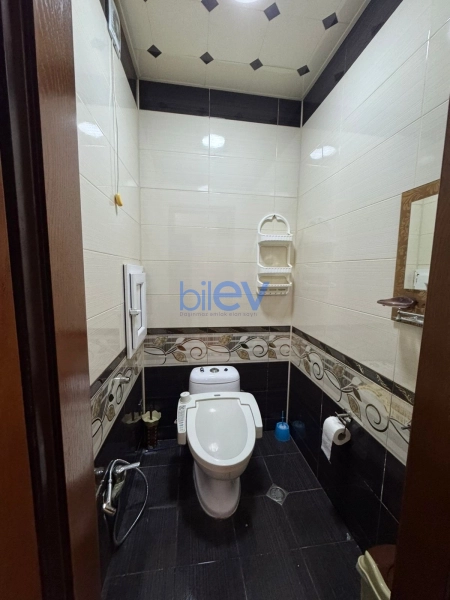 Aylıq Kirayə 3 otaqlı Yeni Tikili bina evi  85m², Bakı