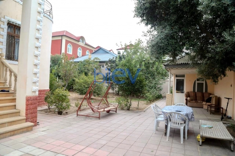 Aylıq Kirayə 7 otaqlı Həyət evi  220m², Bakı
