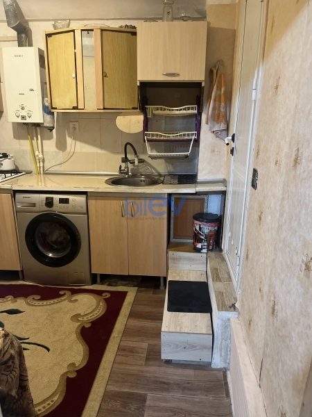 Satış 2 otaqlı Köhnə Tikili bina evi  45m², Bakı