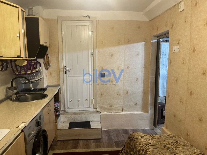 Satış 2 otaqlı Köhnə Tikili bina evi  45m², Bakı