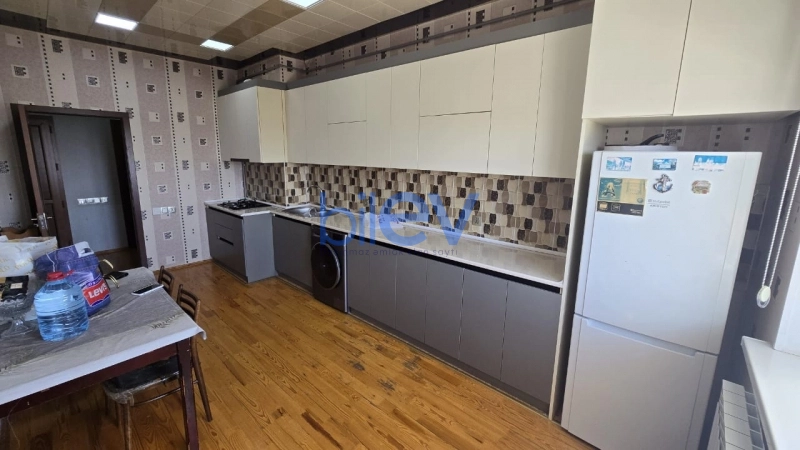 Aylıq Kirayə 2 otaqlı Yeni Tikili bina evi  85m², Bakı