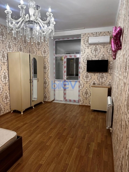 Aylıq Kirayə 1 otaqlı Köhnə Tikili bina evi  48m², Bakı