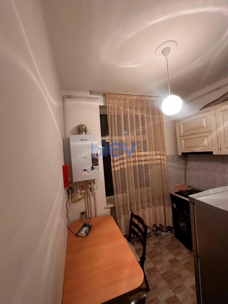 Aylıq Kirayə 1 otaqlı Köhnə Tikili bina evi  48m², Bakı