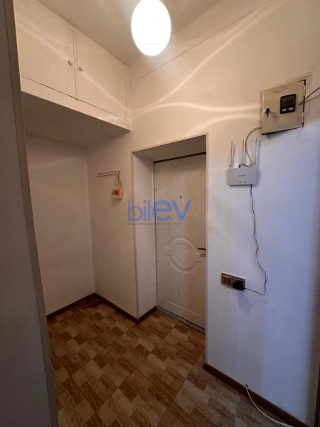 Aylıq Kirayə 1 otaqlı Köhnə Tikili bina evi  48m², Bakı