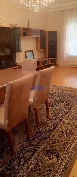 Satış 4 otaqlı Həyət evi  275m², Bakı