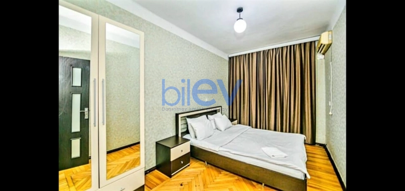 Aylıq Kirayə 4 otaqlı Köhnə Tikili bina evi  100m², Bakı