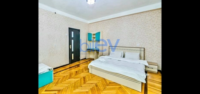 Aylıq Kirayə 4 otaqlı Köhnə Tikili bina evi  100m², Bakı
