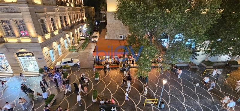 Aylıq Kirayə 2 otaqlı Köhnə Tikili bina evi  70m², Bakı
