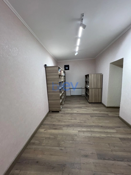 Satış 4 otaqlı Obyekt  65m², Bakı