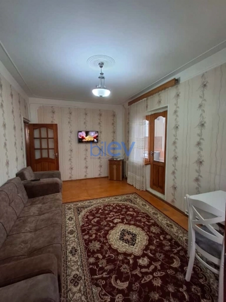 Aylıq Kirayə 2 otaqlı Köhnə Tikili bina evi  50m², Bakı
