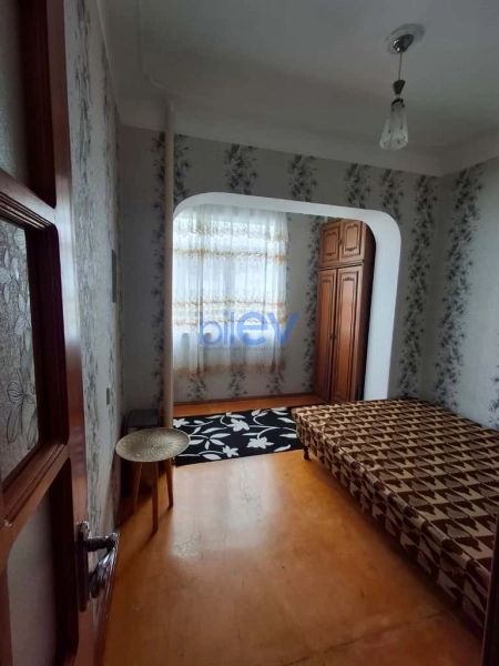 Aylıq Kirayə 2 otaqlı Köhnə Tikili bina evi  50m², Bakı