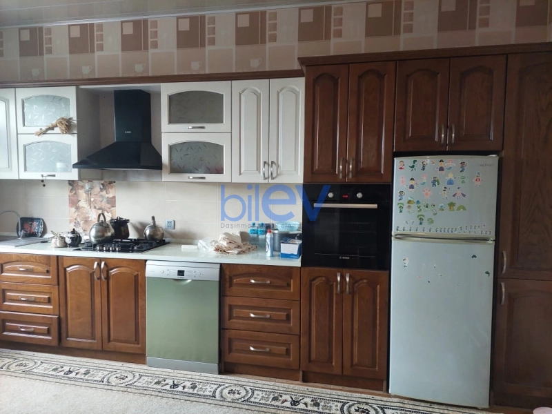 Aylıq Kirayə 6 otaqlı Həyət evi  230m², Bakı