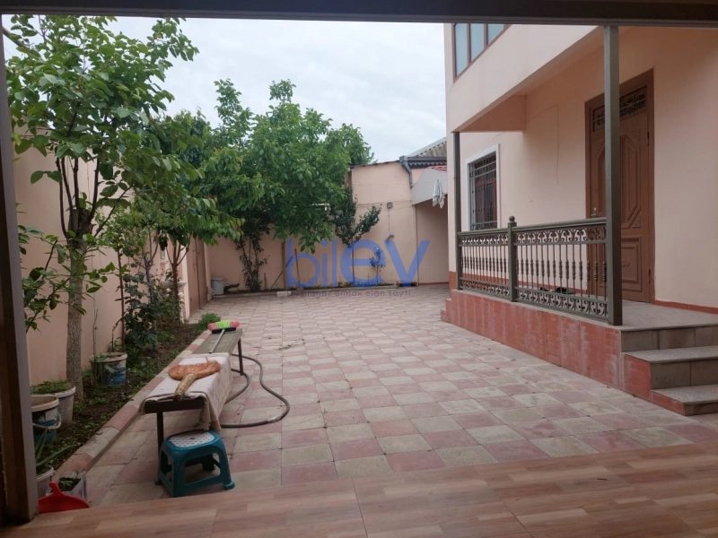 Aylıq Kirayə 6 otaqlı Həyət evi  230m², Bakı