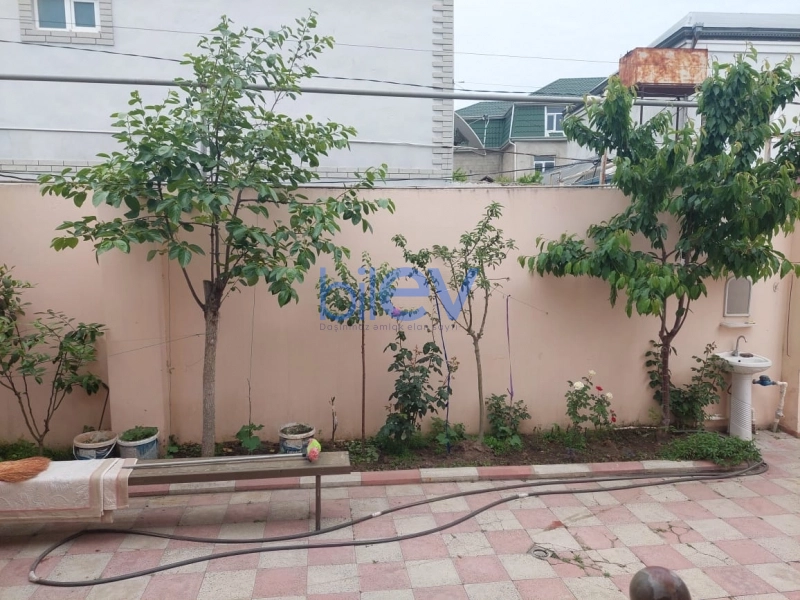 Aylıq Kirayə 6 otaqlı Həyət evi  230m², Bakı