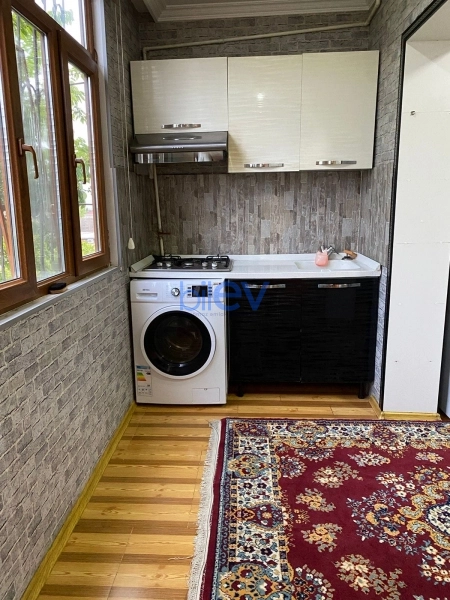 Aylıq Kirayə 2 otaqlı Köhnə Tikili bina evi  57m², Bakı