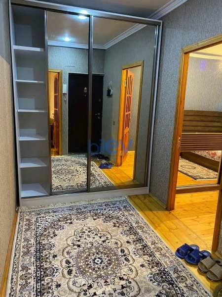 Aylıq Kirayə 2 otaqlı Köhnə Tikili bina evi  57m², Bakı