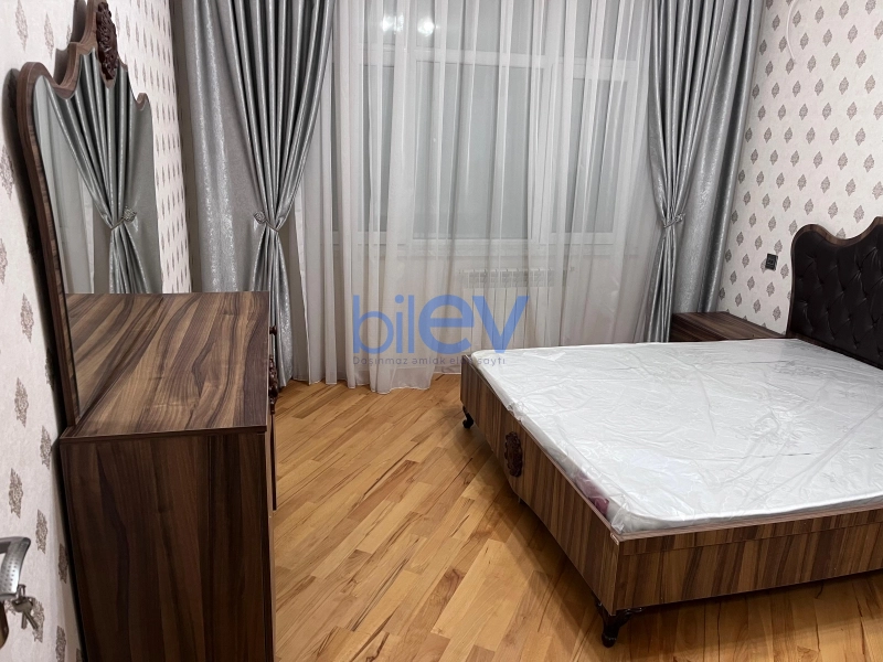 Aylıq Kirayə 3 otaqlı Yeni Tikili bina evi  116m², Bakı
