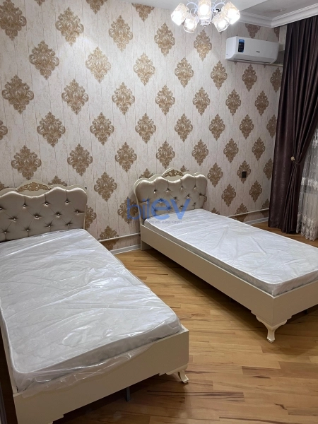 Aylıq Kirayə 3 otaqlı Yeni Tikili bina evi  116m², Bakı