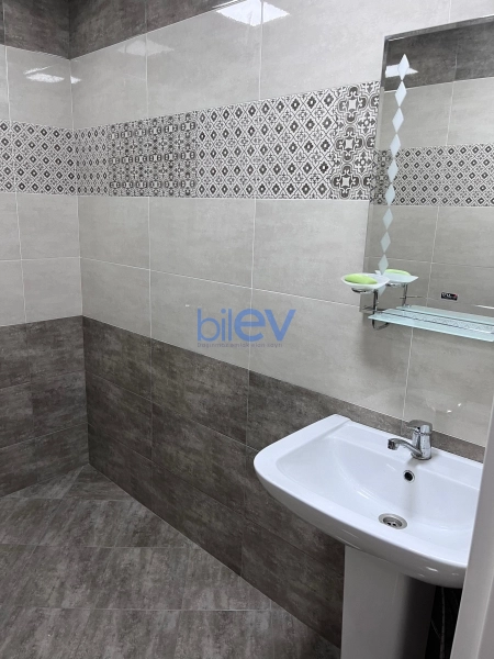 Aylıq Kirayə 3 otaqlı Yeni Tikili bina evi  116m², Bakı