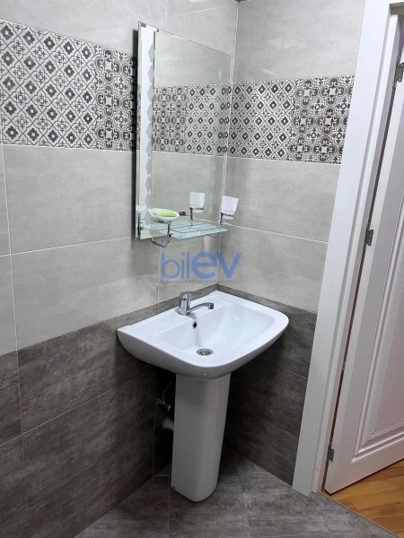 Aylıq Kirayə 3 otaqlı Yeni Tikili bina evi  116m², Bakı