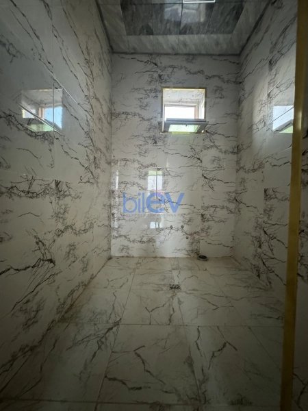 Satış 6 otaqlı Yeni Tikili bina evi  180m², Bakı