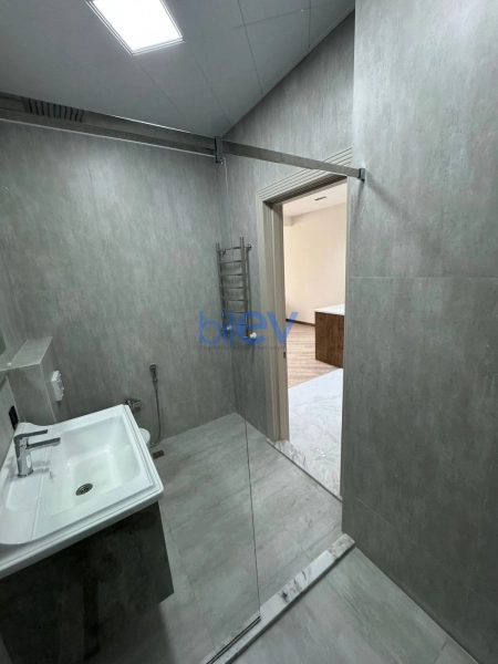 Aylıq Kirayə 2 otaqlı Yeni Tikili bina evi  74m², Bakı