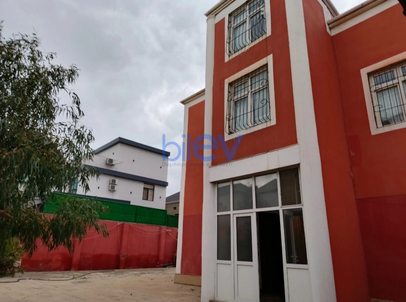 Aylıq Kirayə 10 otaqlı Həyət evi  450m², Bakı