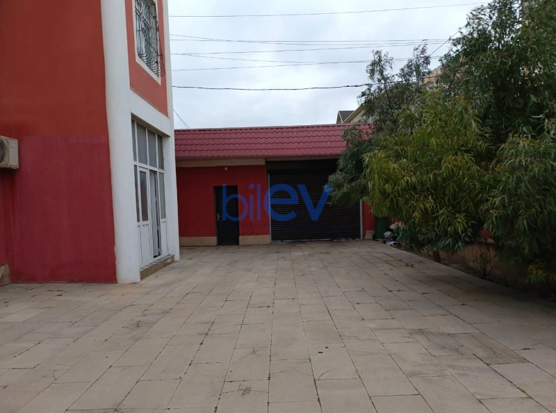Aylıq Kirayə 10 otaqlı Həyət evi  450m², Bakı