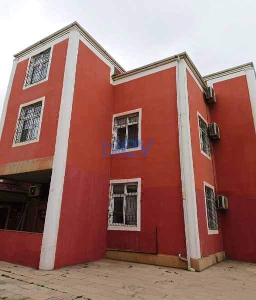 Aylıq Kirayə 10 otaqlı Həyət evi  450m², Bakı