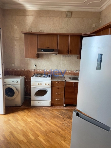 Aylıq Kirayə 2 otaqlı Yeni Tikili bina evi  92m², Bakı