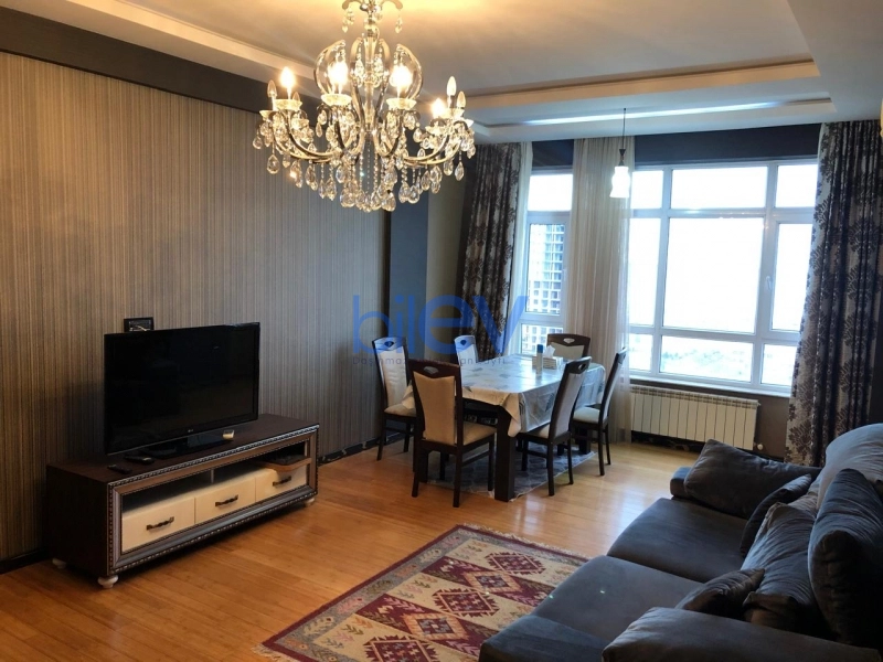 Aylıq Kirayə 2 otaqlı Yeni Tikili bina evi  85m², Bakı
