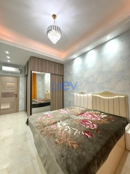 Aylıq Kirayə 3 otaqlı Yeni Tikili bina evi  100m², Bakı