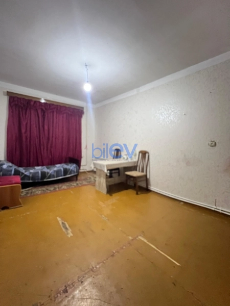 Satış 4 otaqlı Köhnə Tikili bina evi  100m², Bakı