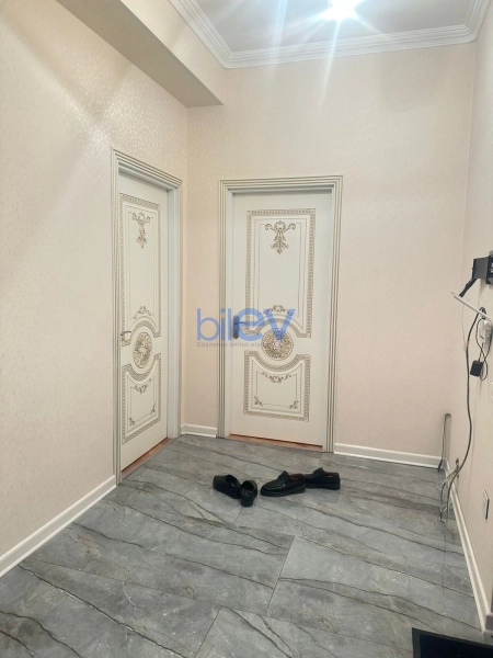 Aylıq Kirayə 2 otaqlı Yeni Tikili bina evi  89m², Bakı