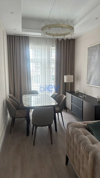 Aylıq Kirayə 3 otaqlı Yeni Tikili bina evi  101m², Bakı