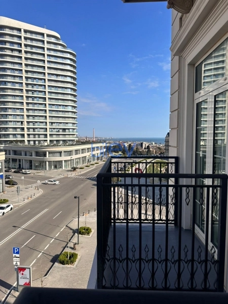 Aylıq Kirayə 3 otaqlı Yeni Tikili bina evi  101m², Bakı