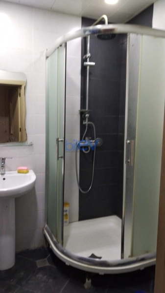 Aylıq Kirayə 3 otaqlı Köhnə Tikili bina evi  70m², Bakı