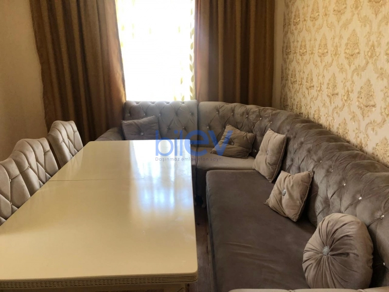 Aylıq Kirayə 4 otaqlı Həyət evi  100m², Bakı
