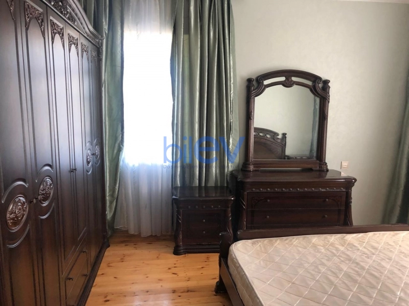 Aylıq Kirayə 4 otaqlı Həyət evi  100m², Bakı