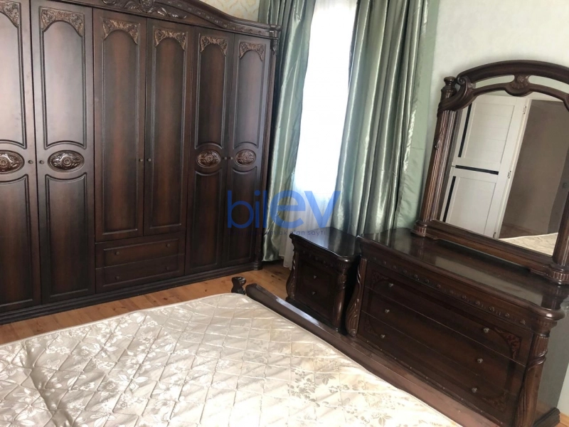 Aylıq Kirayə 4 otaqlı Həyət evi  100m², Bakı