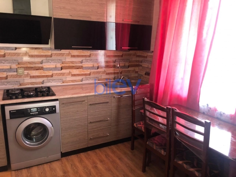 Aylıq Kirayə 4 otaqlı Həyət evi  100m², Bakı