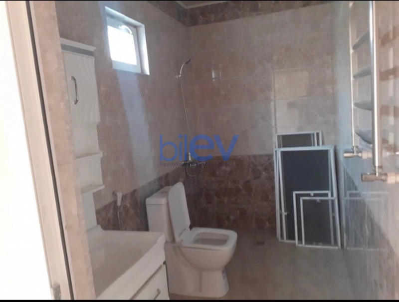 Aylıq Kirayə 4 otaqlı Həyət evi  100m², Bakı