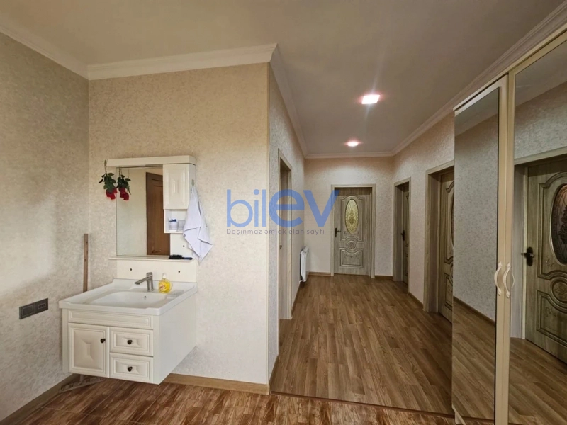 Aylıq Kirayə 3 otaqlı Həyət evi  120m², Bakı