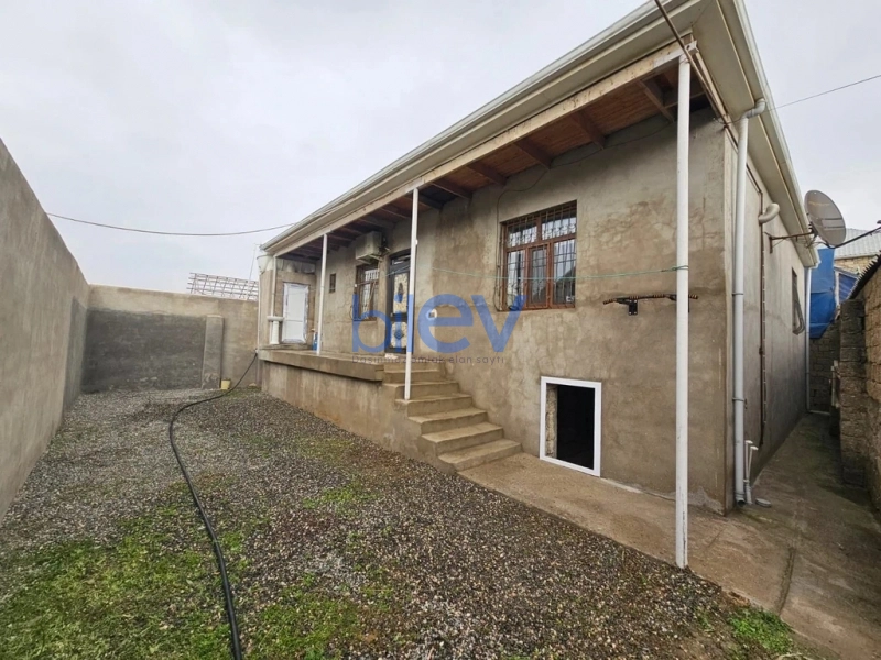 Aylıq Kirayə 3 otaqlı Həyət evi  120m², Bakı