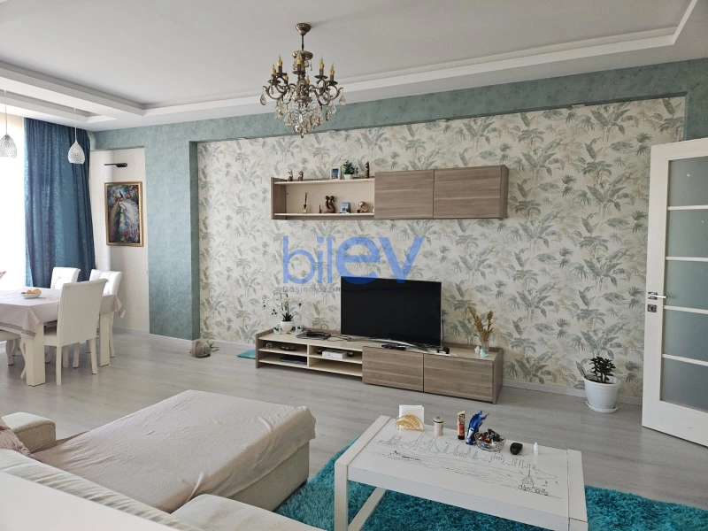 Aylıq Kirayə 2 otaqlı Yeni Tikili bina evi  105m², Bakı