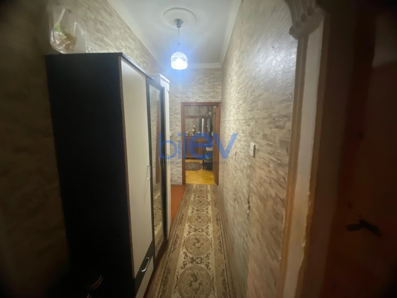 Satış 2 otaqlı Köhnə Tikili bina evi  65m², Bakı
